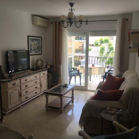 Отель El Piso Фуэнхирола Экстерьер фото