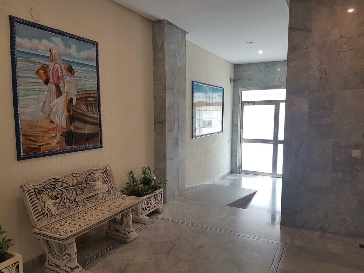 Отель El Piso Фуэнхирола Экстерьер фото